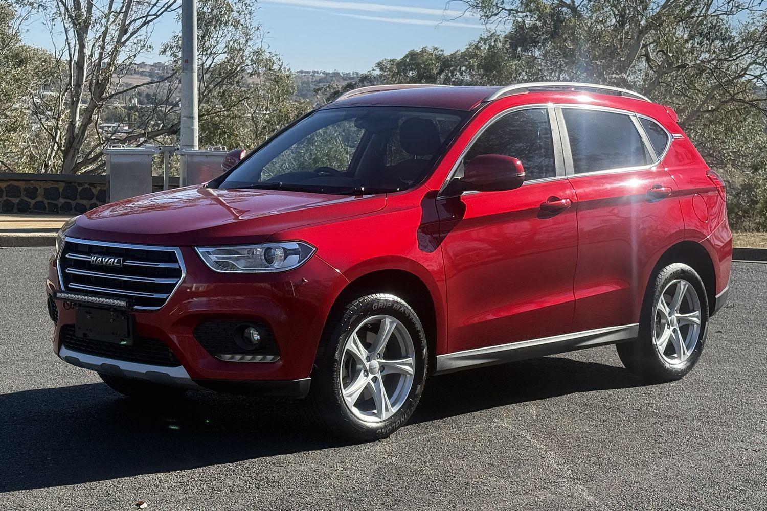 2020 Haval H2 Premium in Red