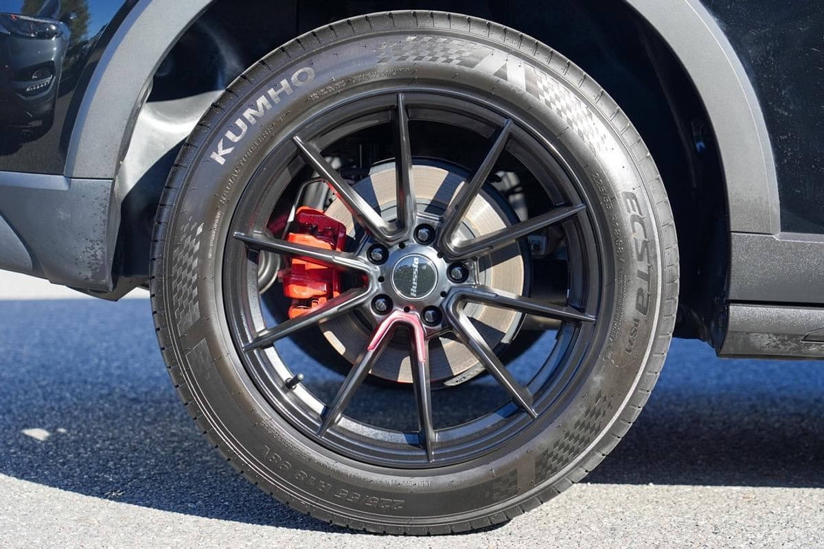 2025 GWM Haval Jolion Lux in Black