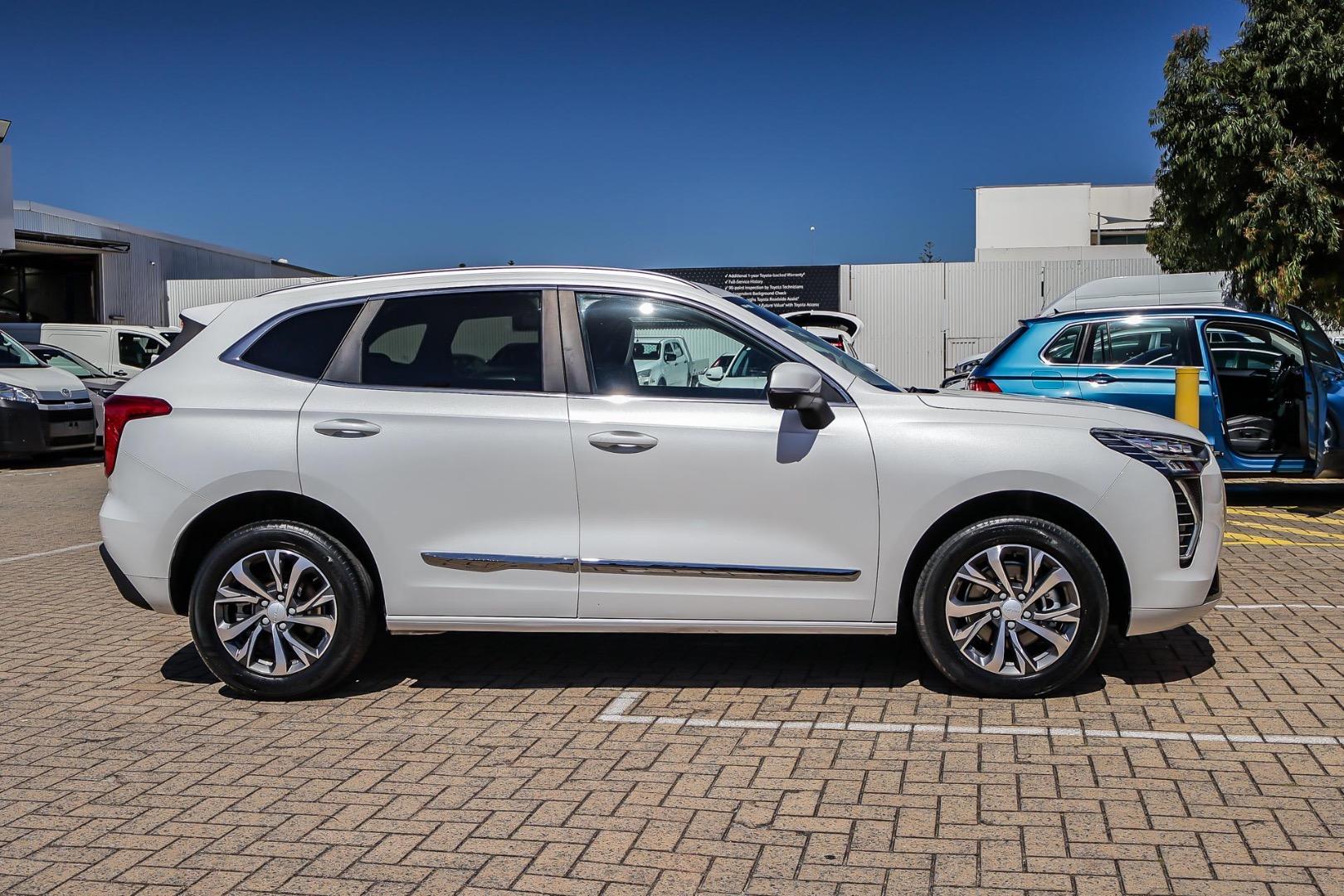 2022 Haval Jolion Lux in White