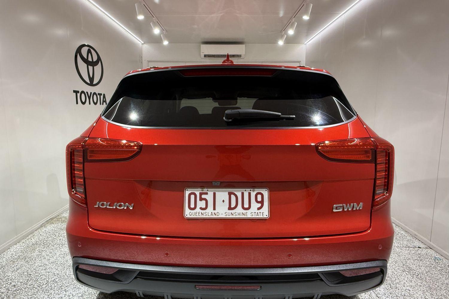 2022 Haval Jolion Vanta in Red