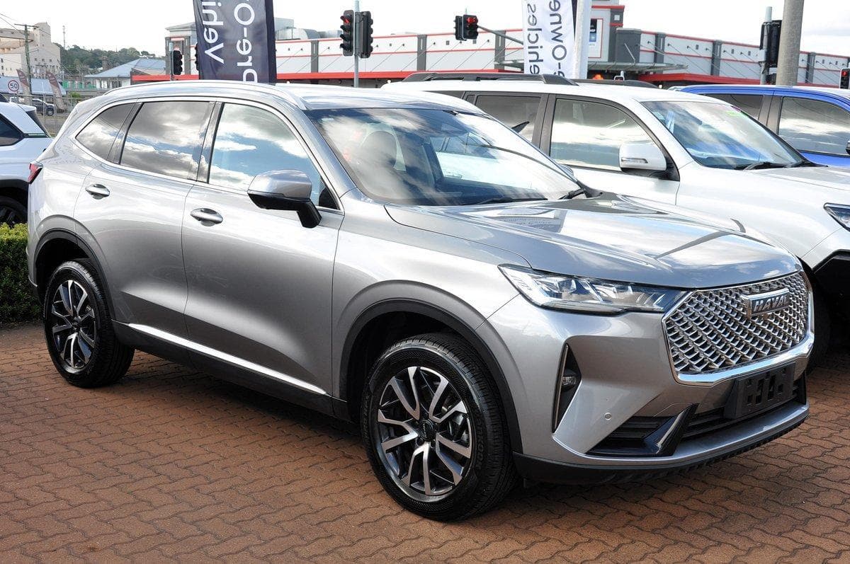 2022 Haval H6 Lux in Grey