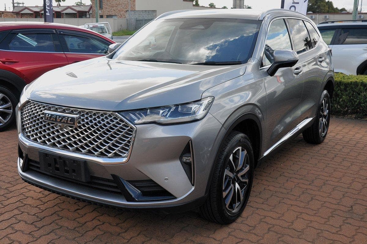 2022 Haval H6 Lux in Grey