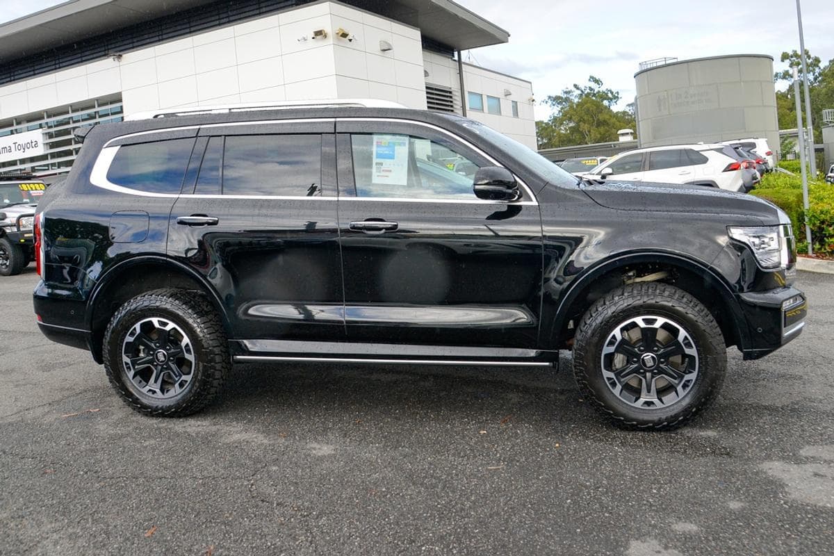 2025 GWM Tank 500 Ultra Hybrid in Black