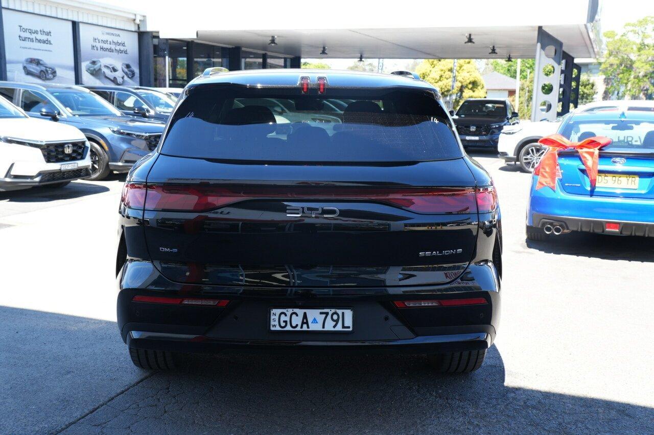 2025 BYD SEALION 8 Premium AWD in Cosmos Black