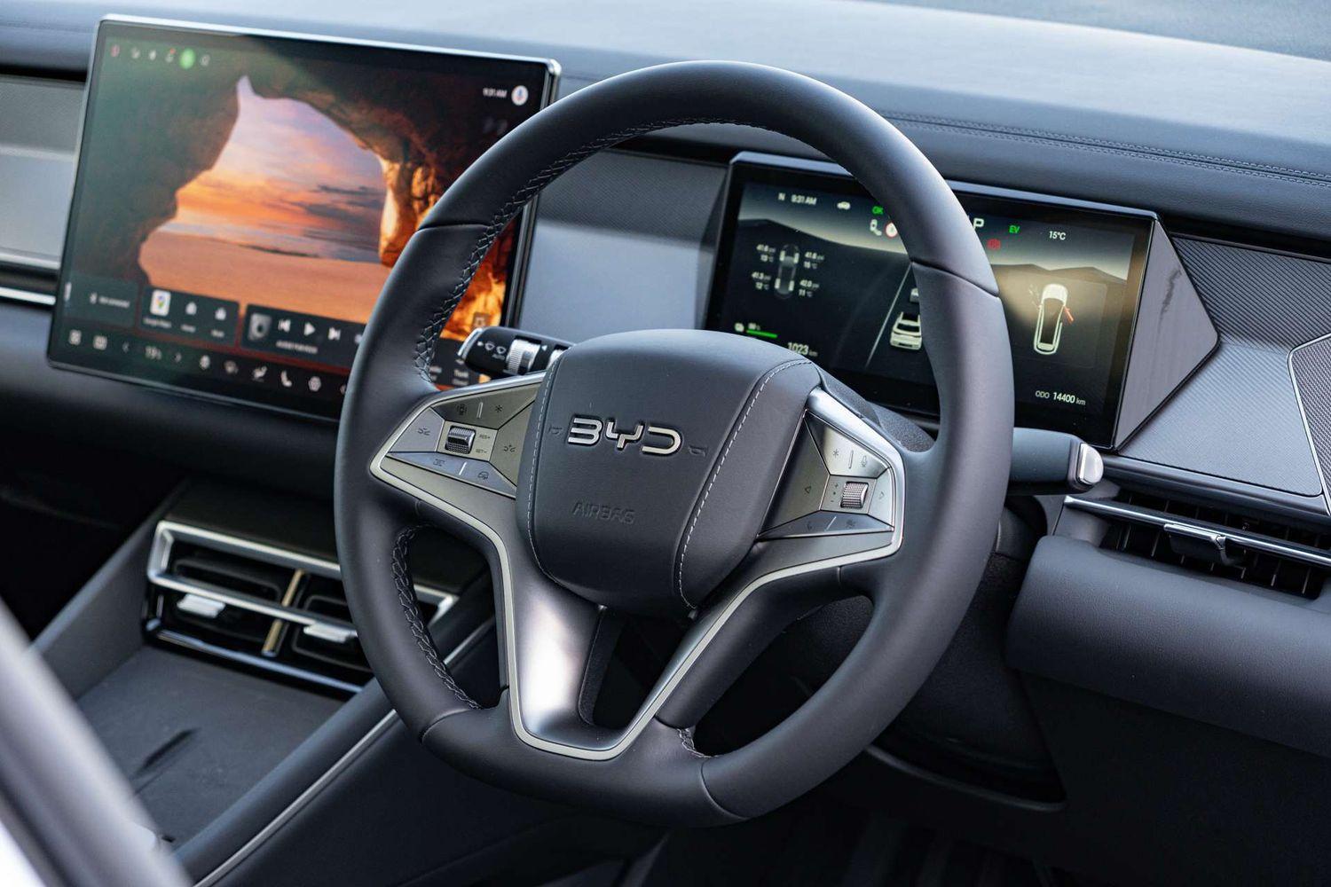 2026 BYD SEALION 8 Dynamic AWD in White