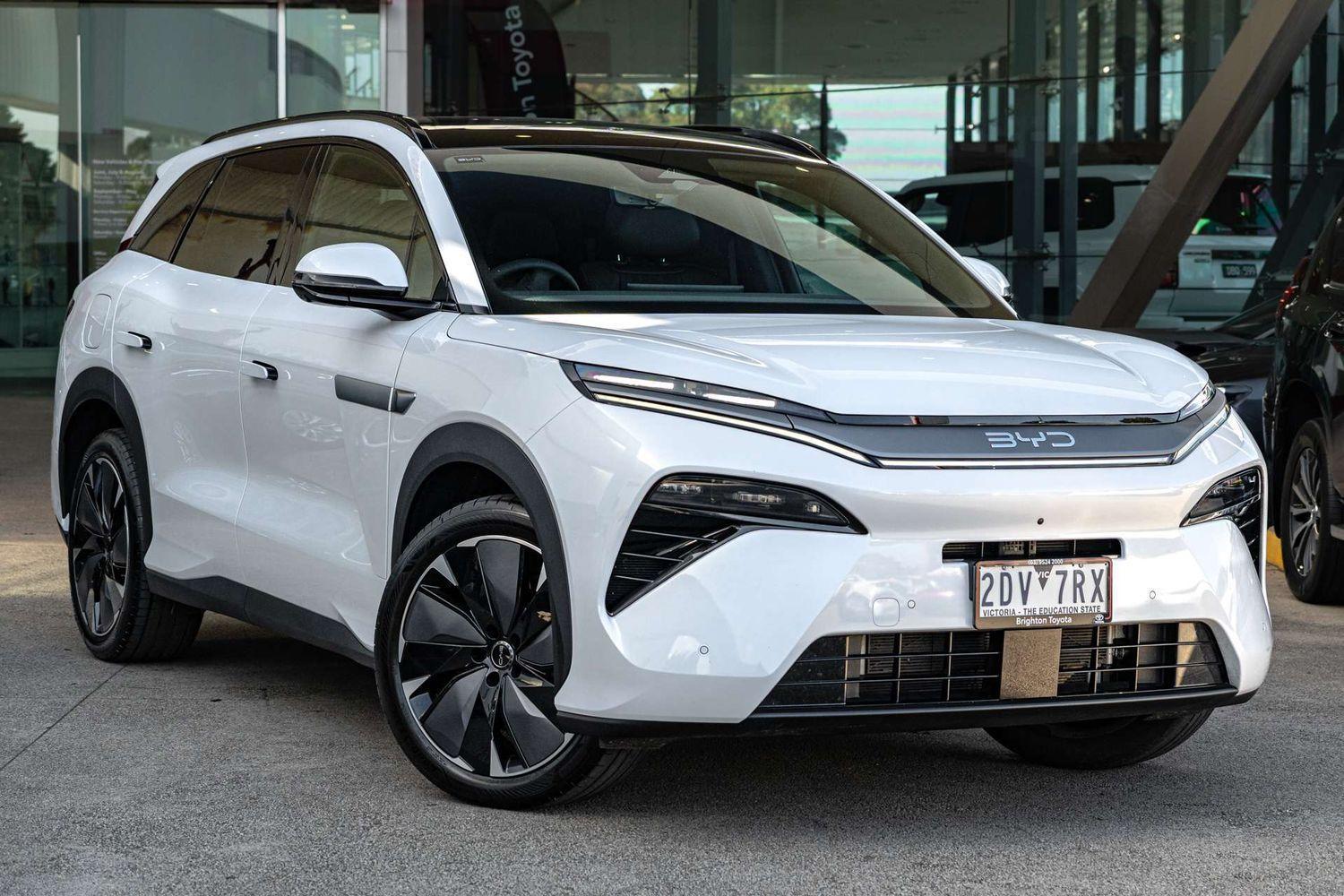 2026 BYD SEALION 8 Dynamic AWD in White