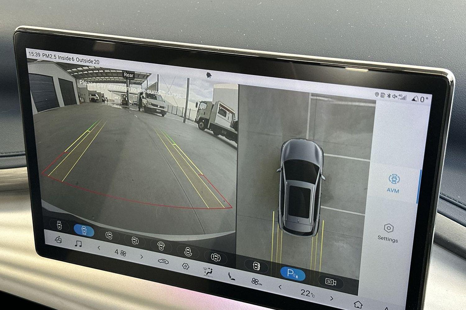 2023 BYD ATTO 3 Extended in White