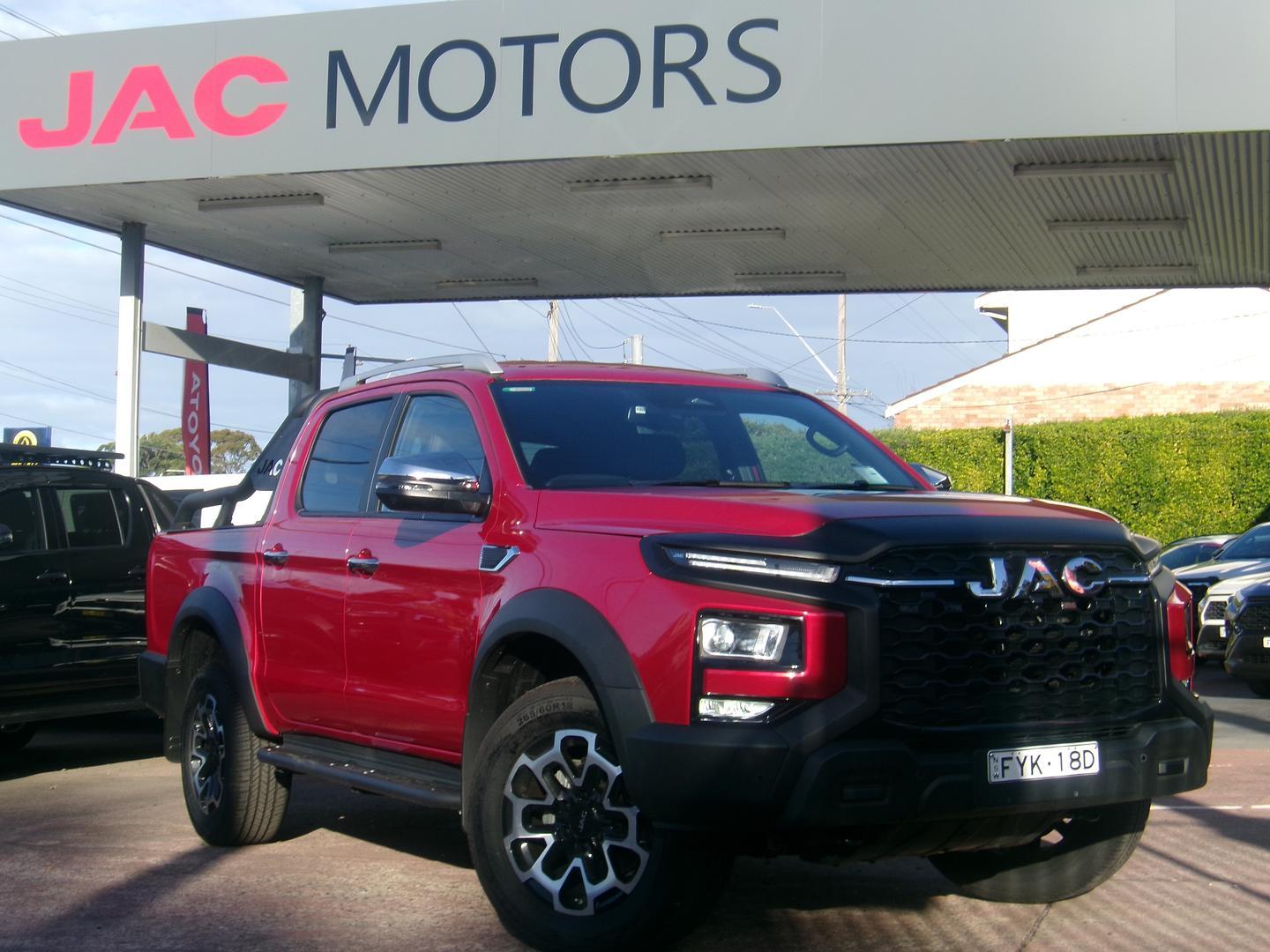 2025 JAC T9 Haven in Red Belly Red (R02)