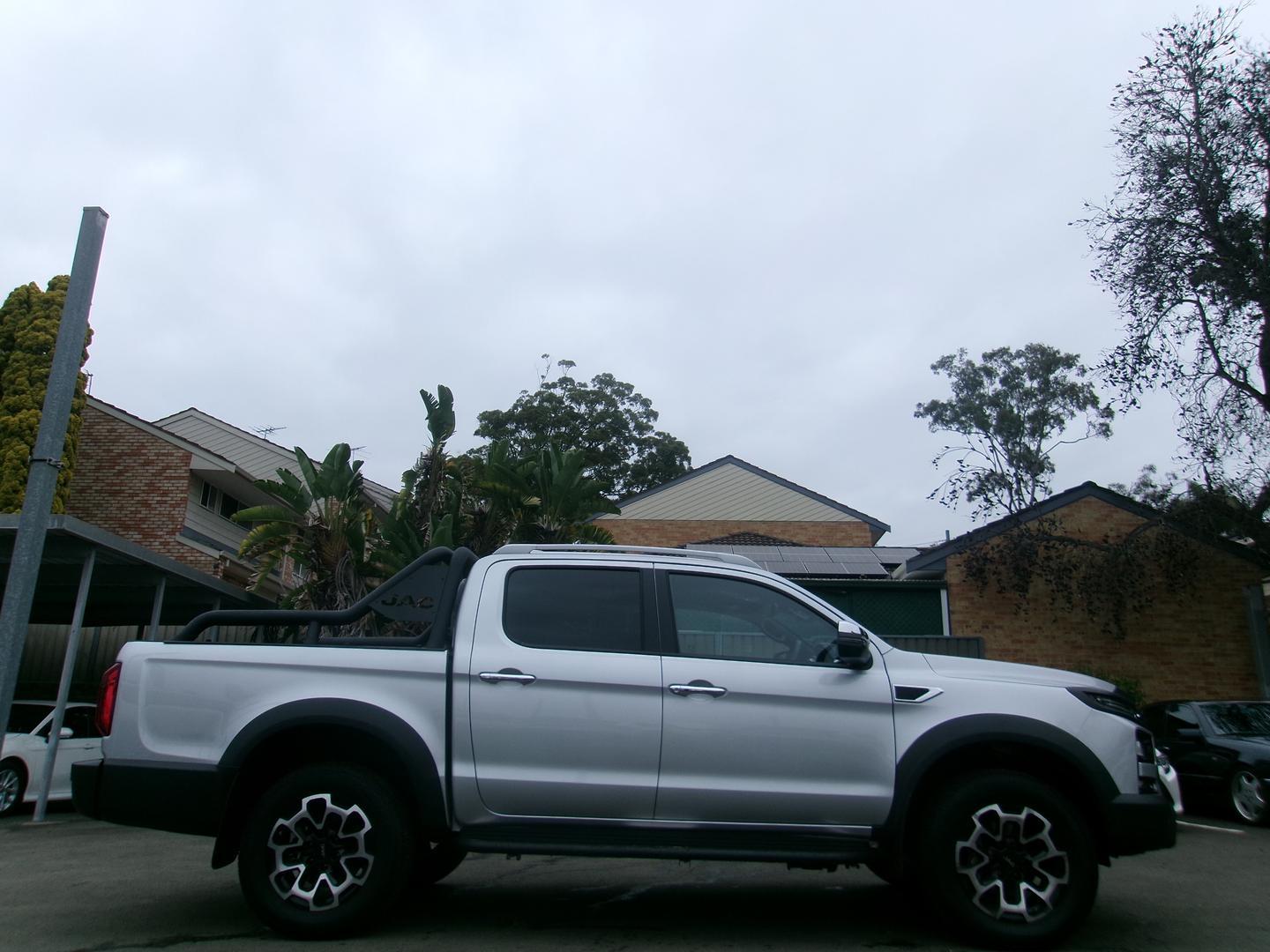 2025 JAC T9 Haven in Salt Bush Silver (Hcj)