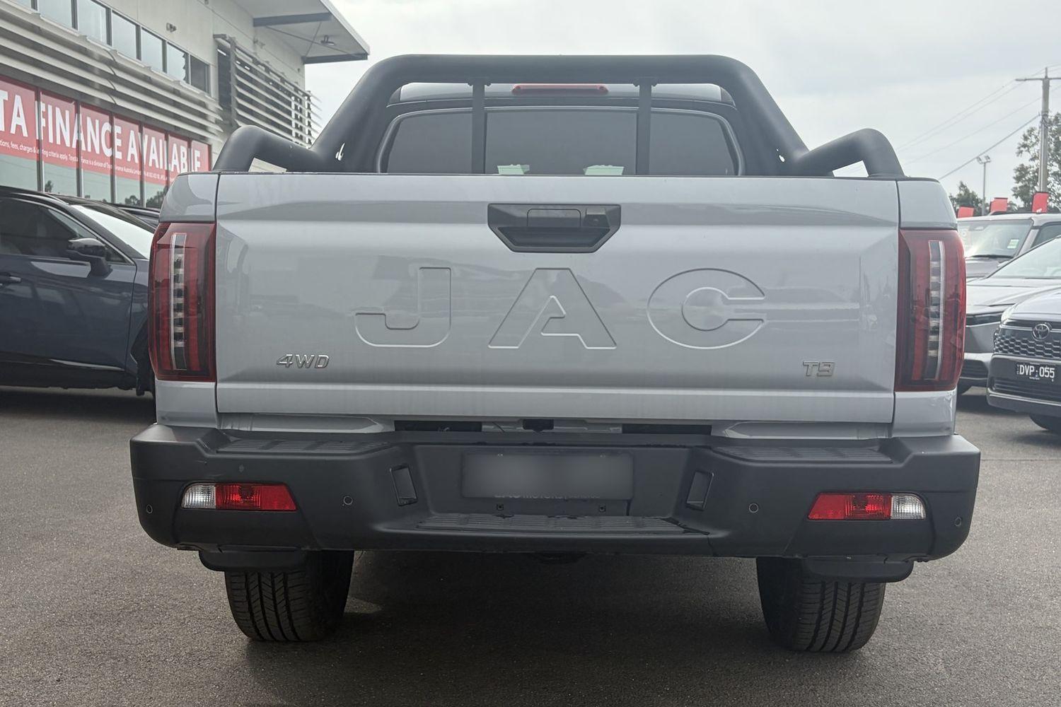 2024 JAC T9 Haven in Grey