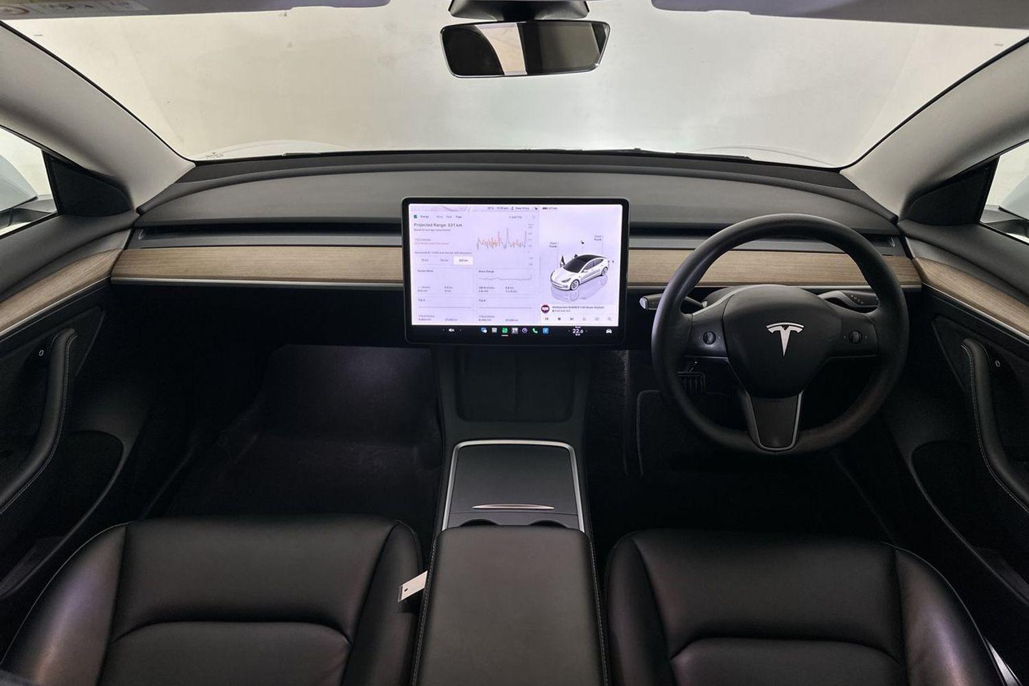 2022 Tesla Model 3 Long Range in White