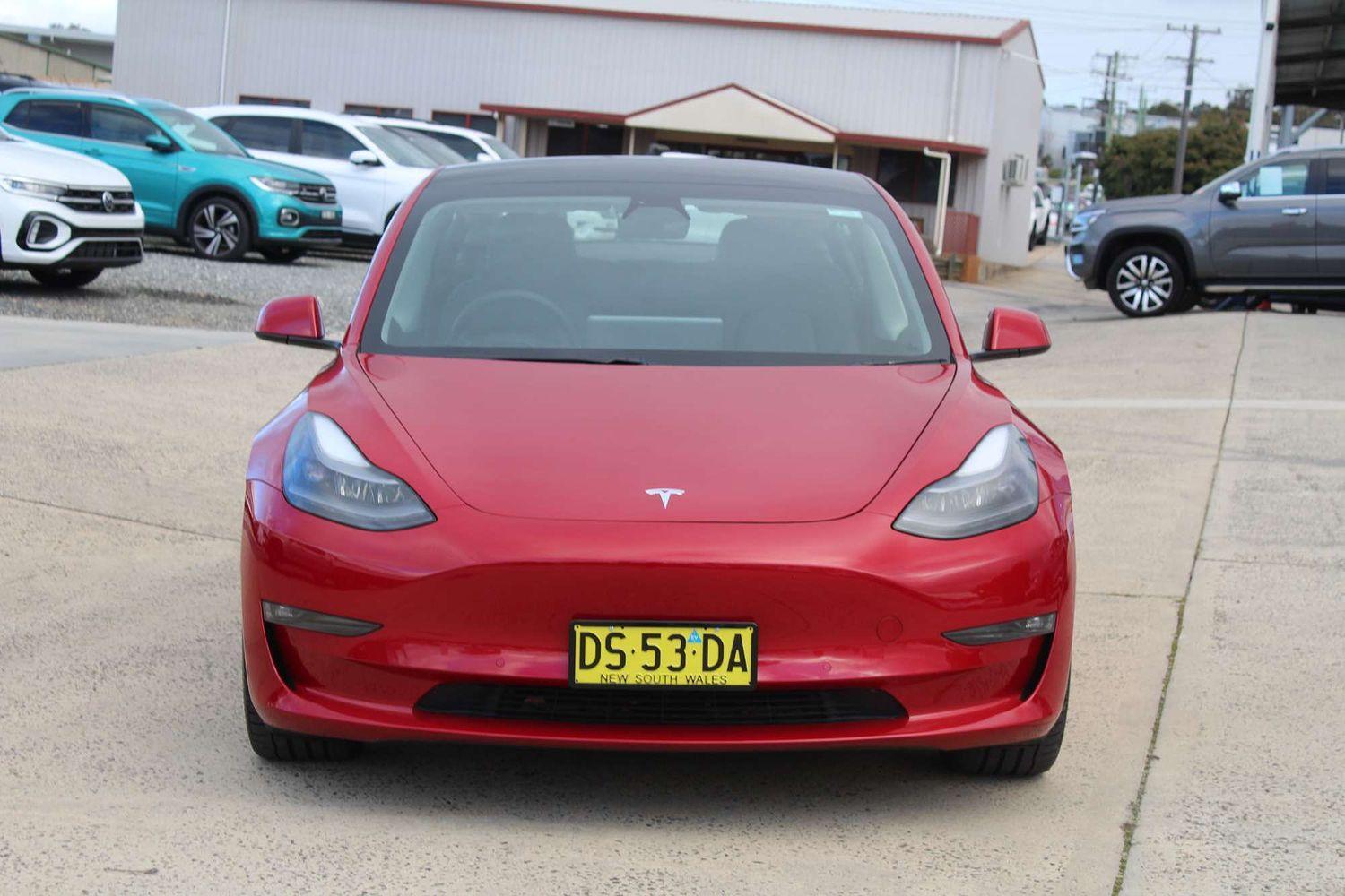 2021 Tesla Model 3 Long Range in Red