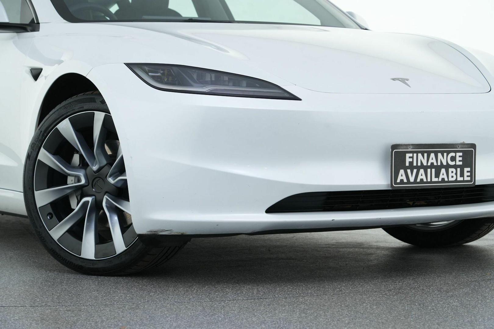 2023 Tesla Model 3 Long Range in White