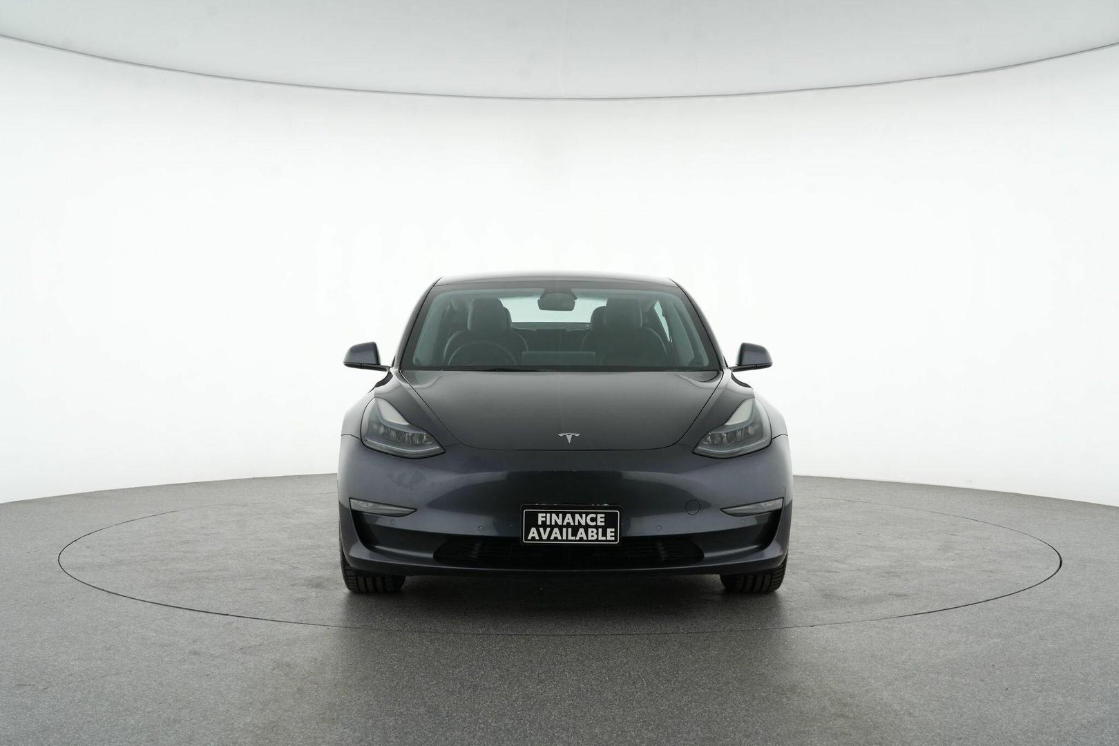 2023 Tesla Model 3 Long Range in Grey
