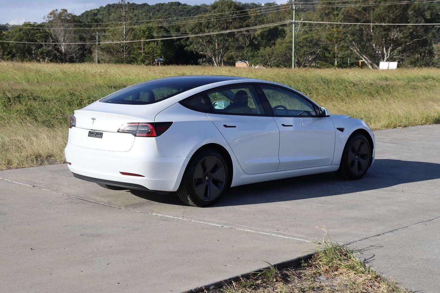 2022 Tesla Model 3 Rear-Wheel Drive in White