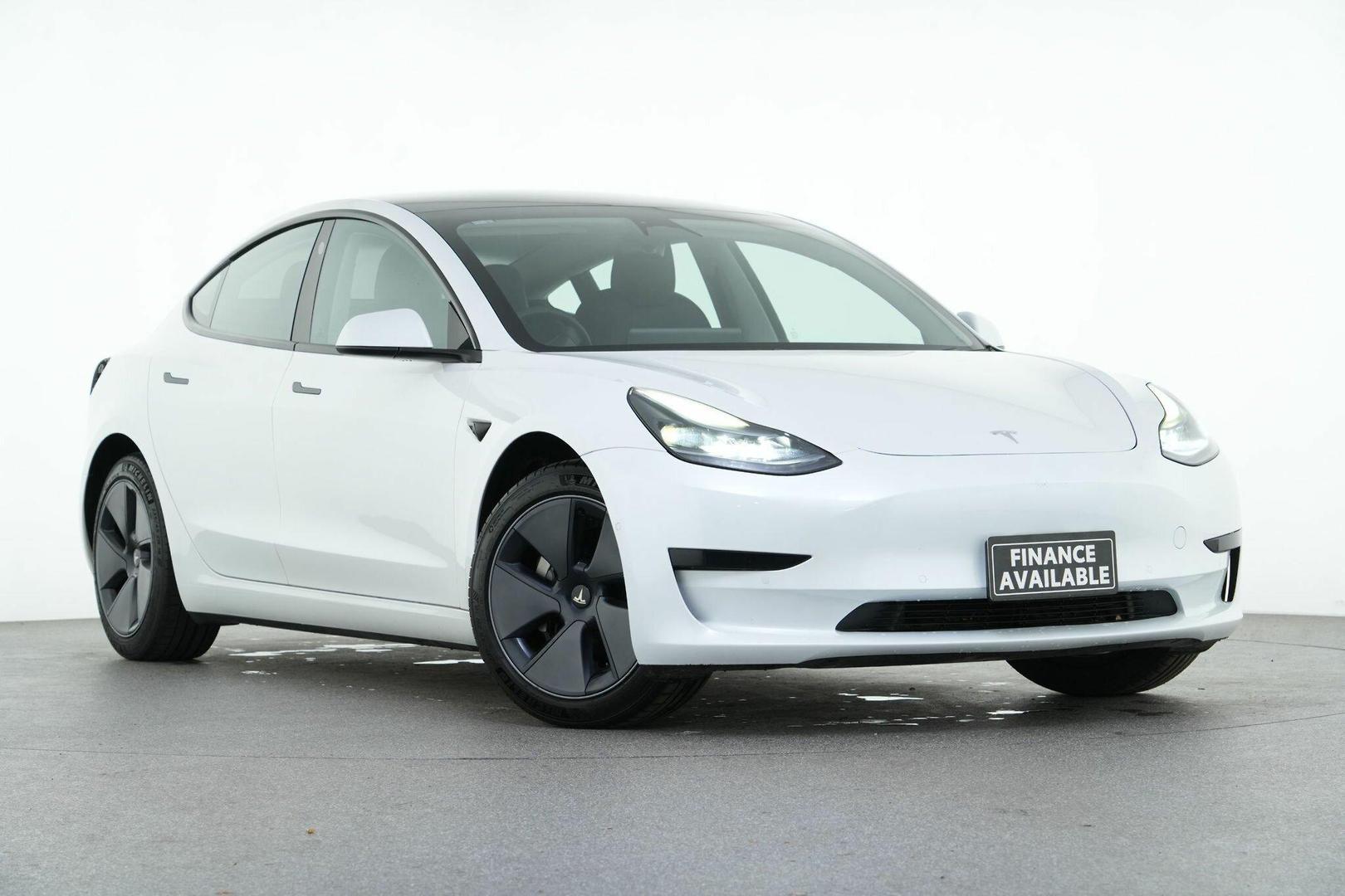 2021 Tesla Model 3 Rear-Wheel Drive in White