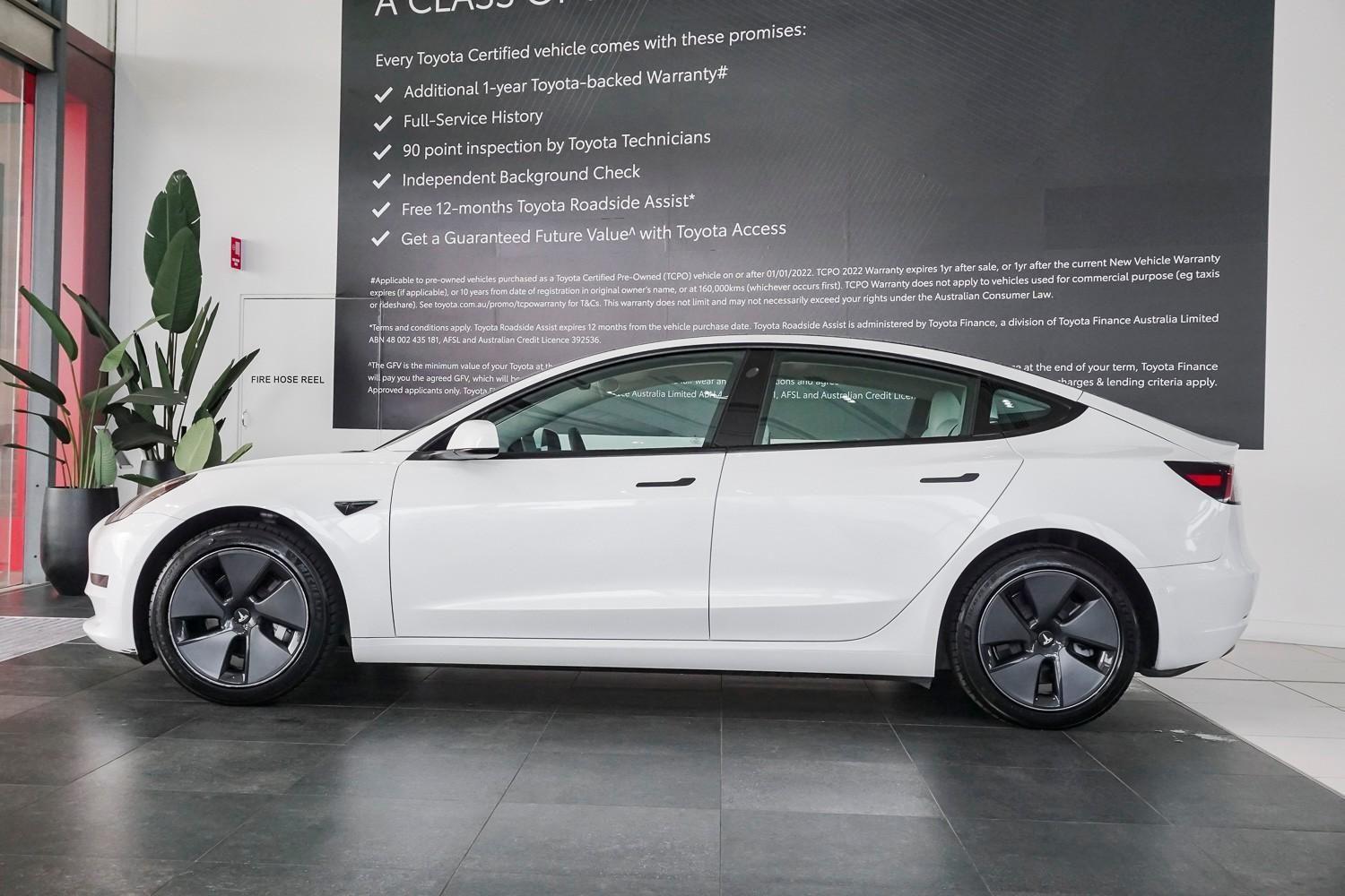 2023 Tesla Model 3 Rear-Wheel Drive in White