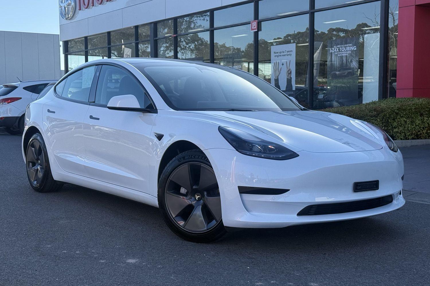 2023 Tesla Model 3 Rear-Wheel Drive in White