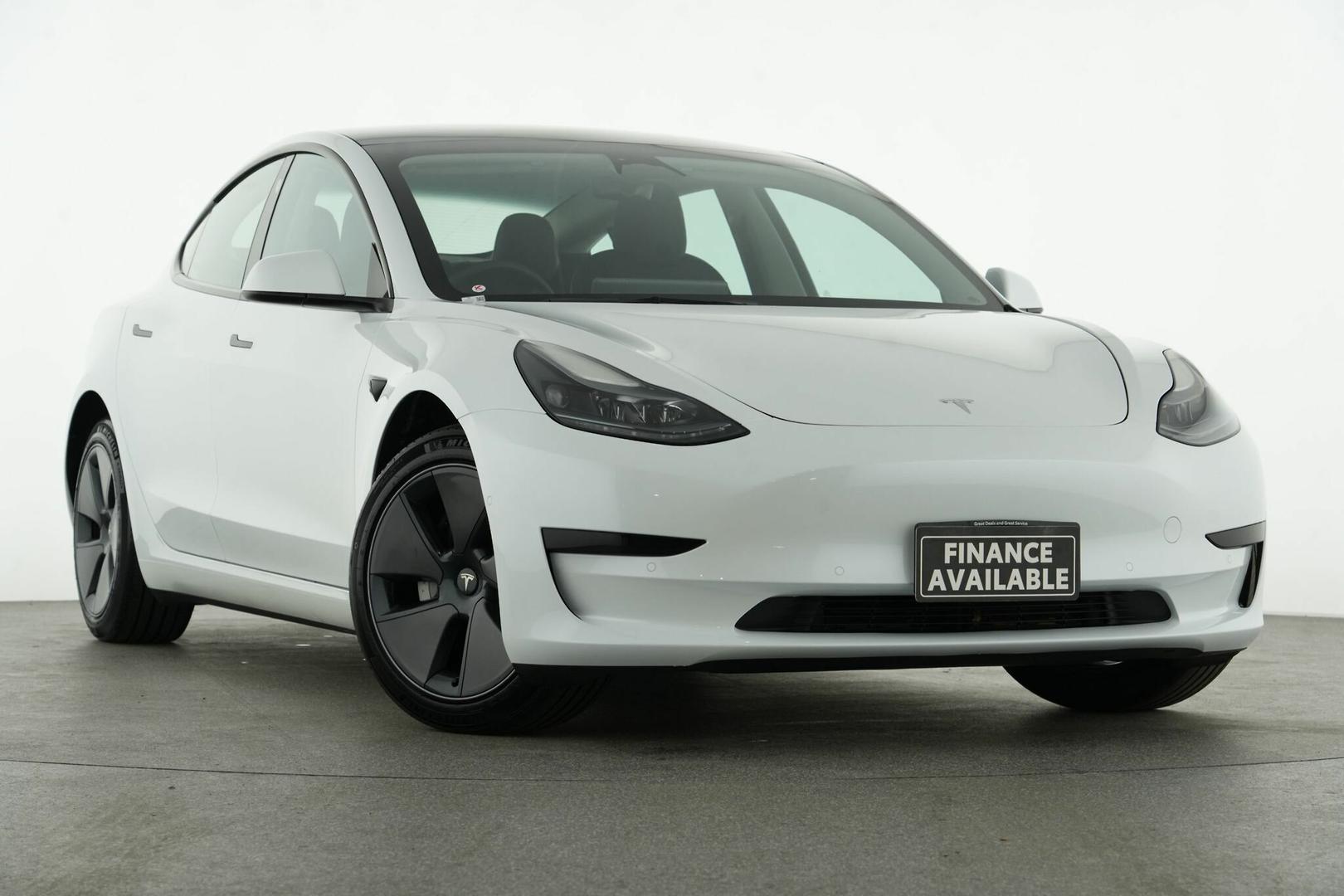 2023 Tesla Model 3 Rear-Wheel Drive in White