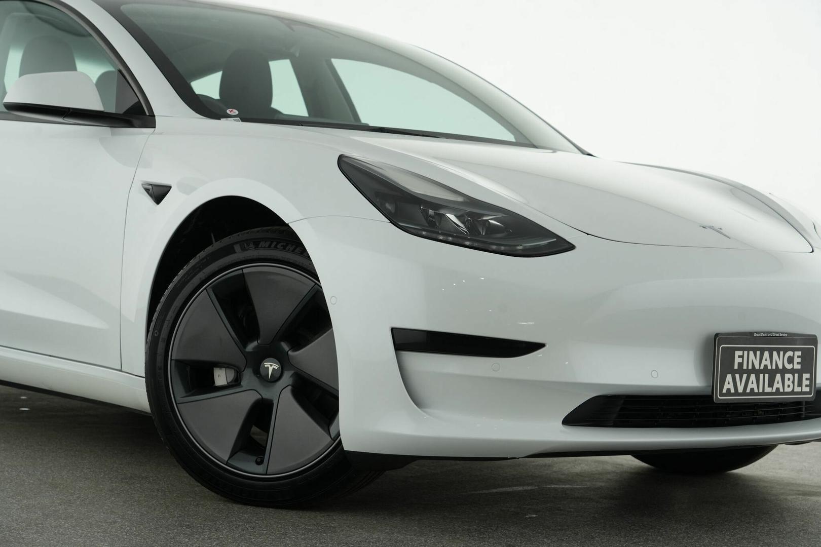 2023 Tesla Model 3 Rear-Wheel Drive in White