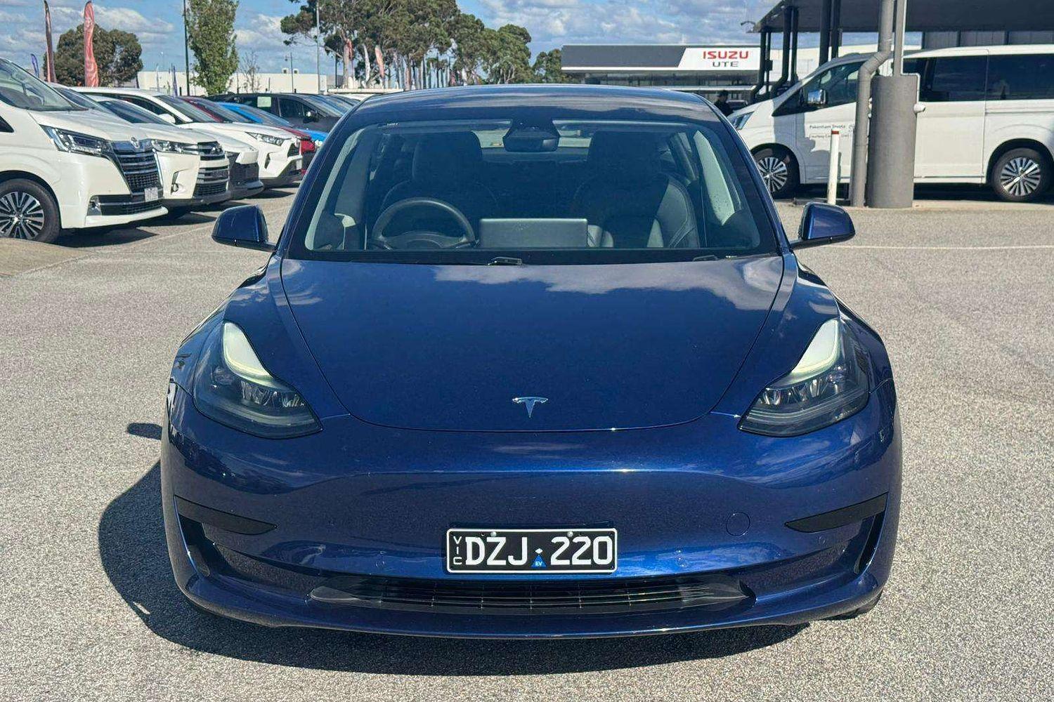2022 Tesla Model 3 Rear-Wheel Drive in Blue