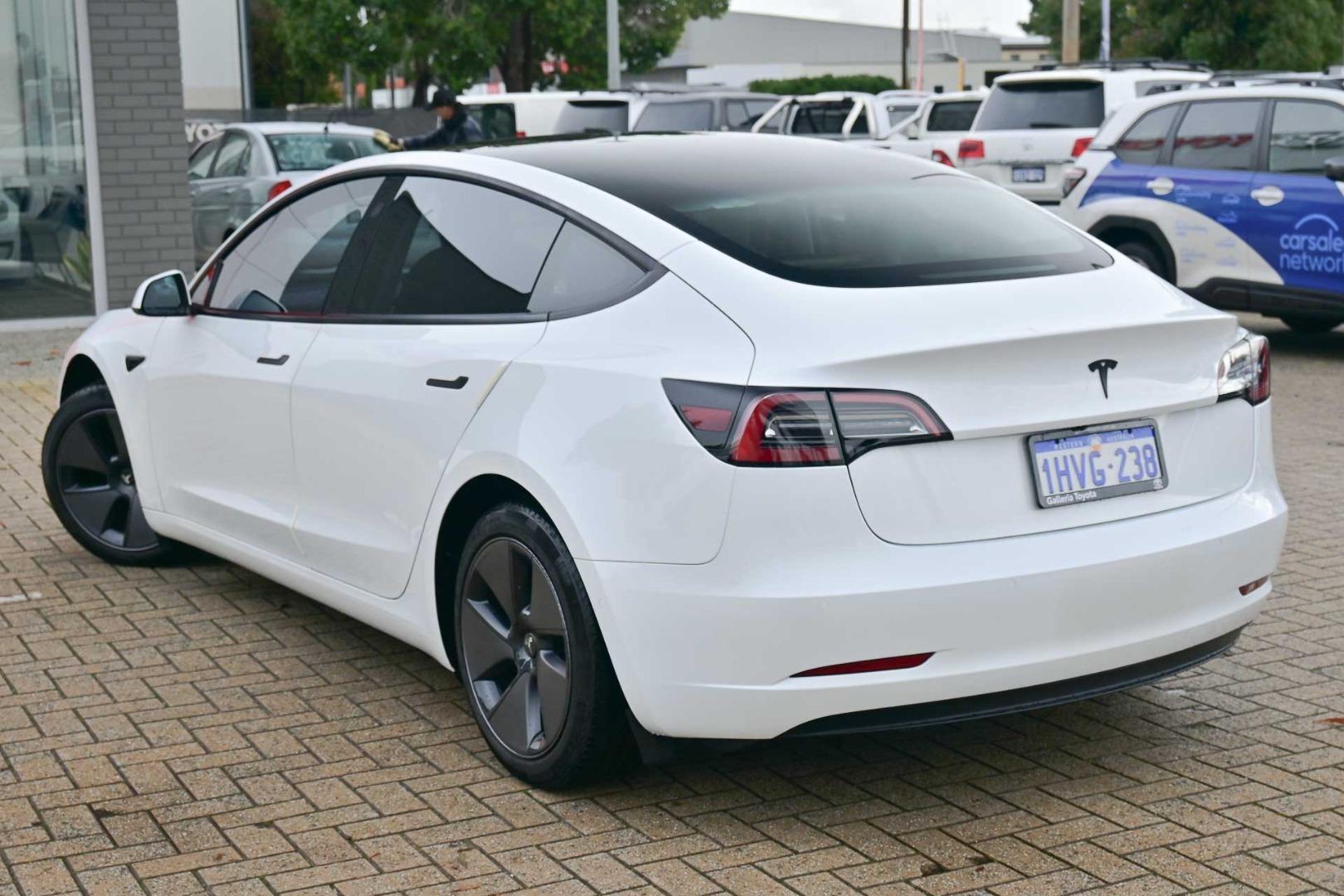 2023 Tesla Model 3 Rear-Wheel Drive in White