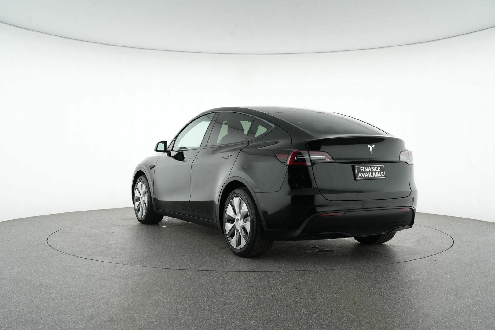2023 Tesla Model Y Rear-Wheel Drive in Black