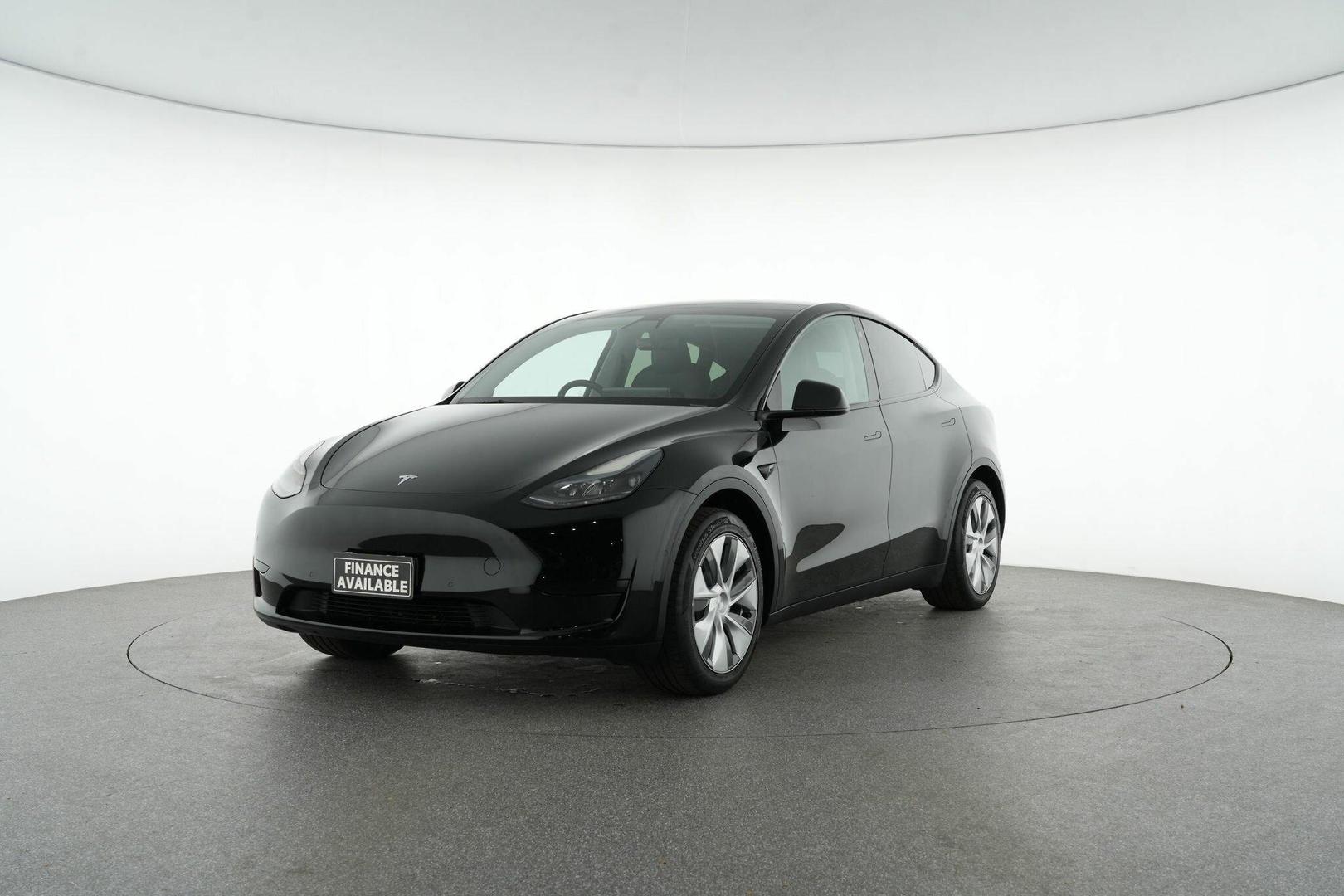 2023 Tesla Model Y Rear-Wheel Drive in Black