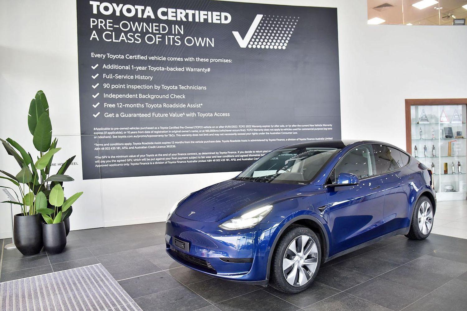 2022 Tesla Model Y Rear-Wheel Drive in Blue