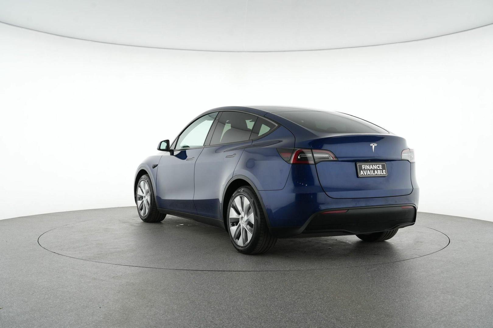 2022 Tesla Model Y Rear-Wheel Drive in Blue