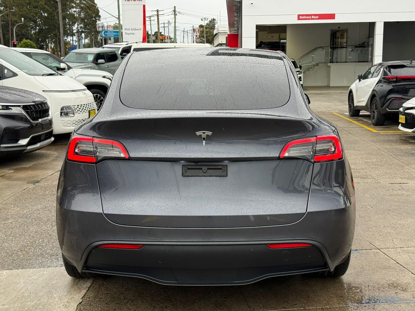 2022 Tesla Model Y Rear-Wheel Drive in Grey