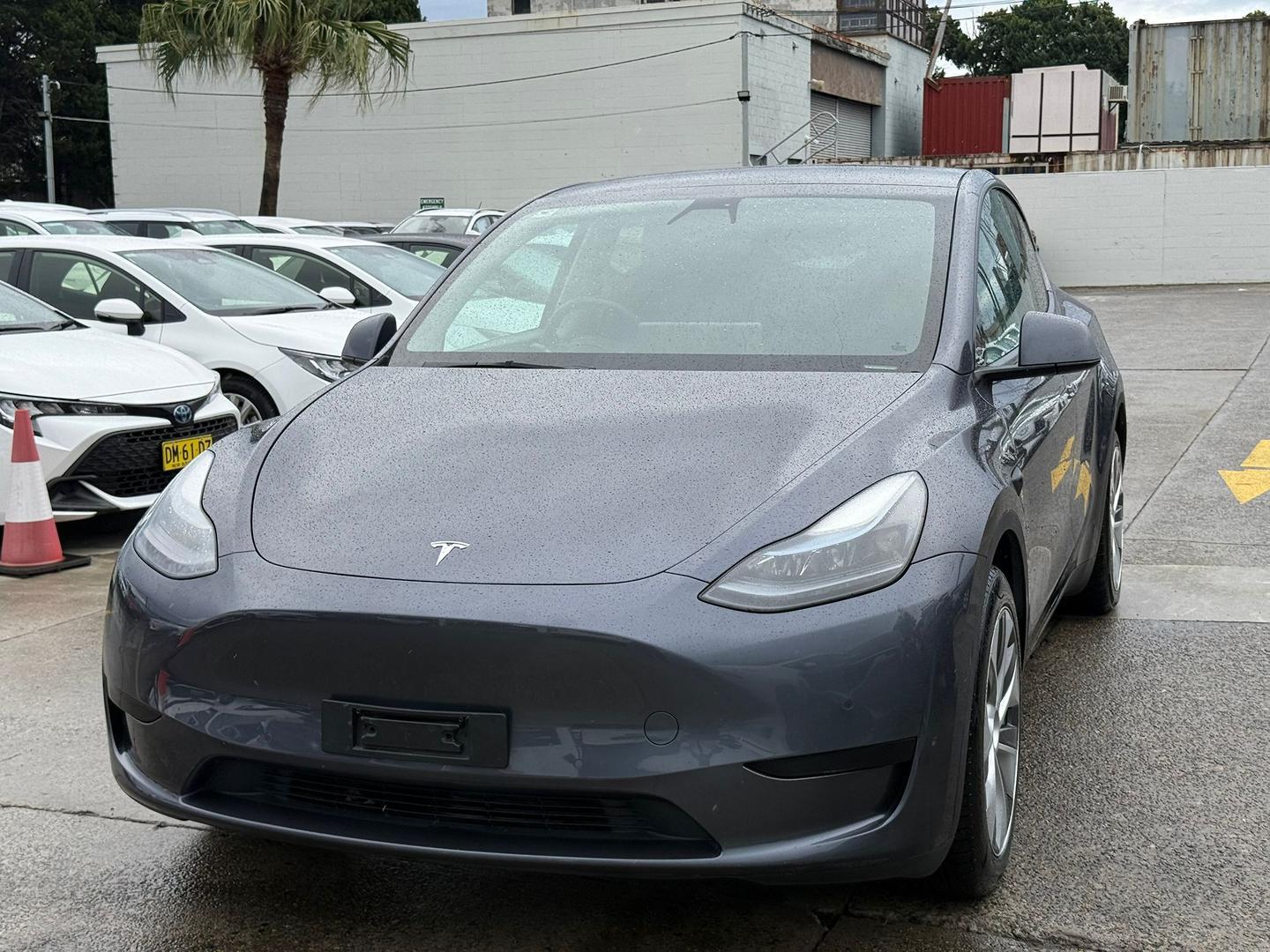 2022 Tesla Model Y Rear-Wheel Drive in Grey