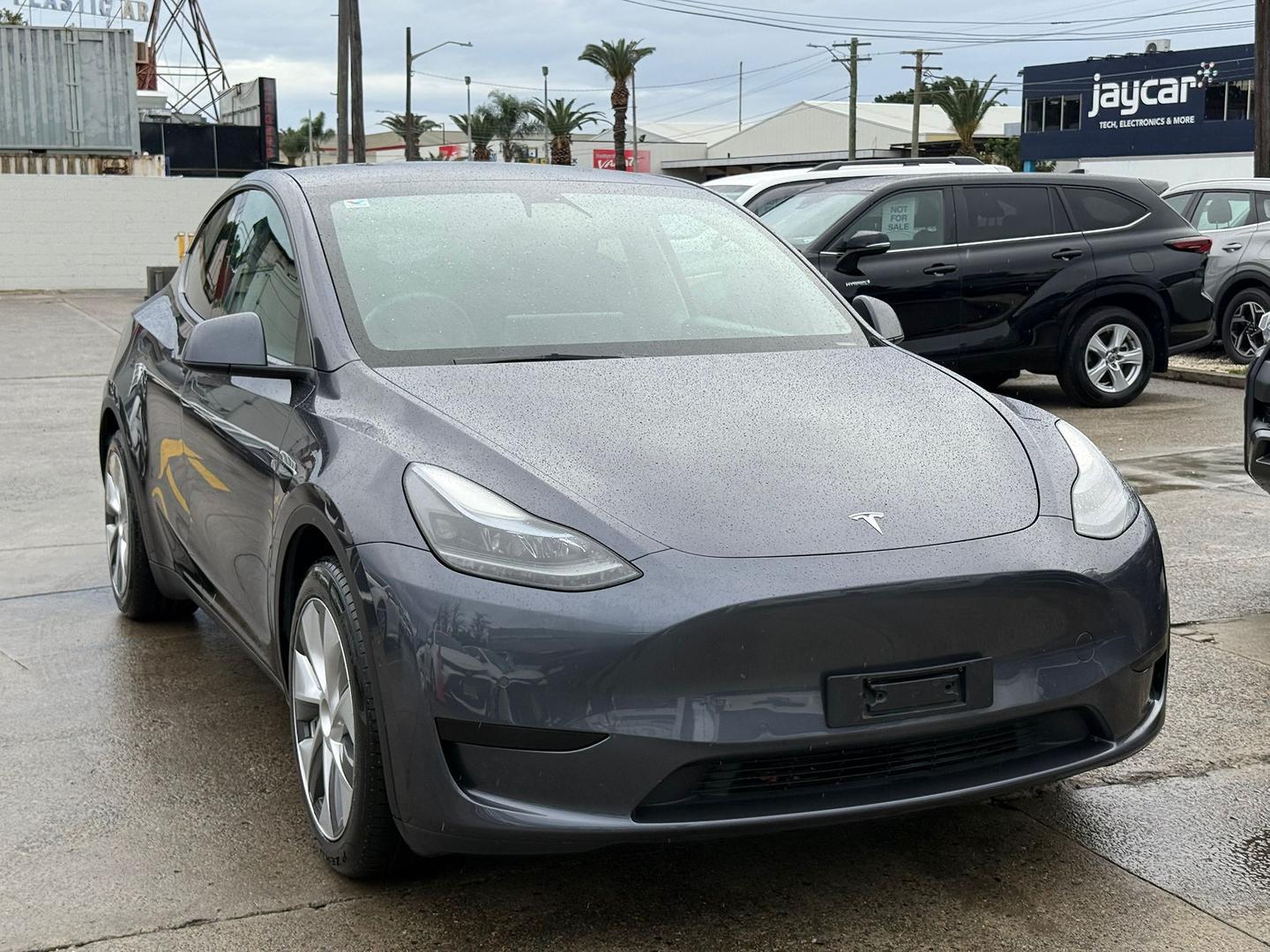 2022 Tesla Model Y Rear-Wheel Drive in Grey