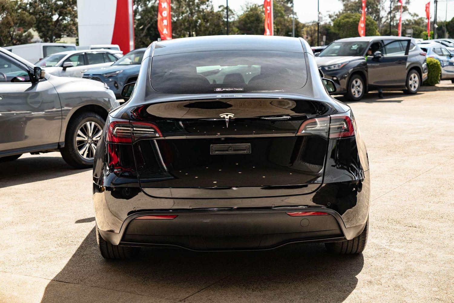 2023 Tesla Model Y Rear-Wheel Drive in Black