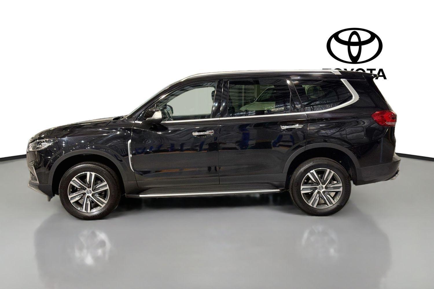 2022 LDV D90 Executive in Black