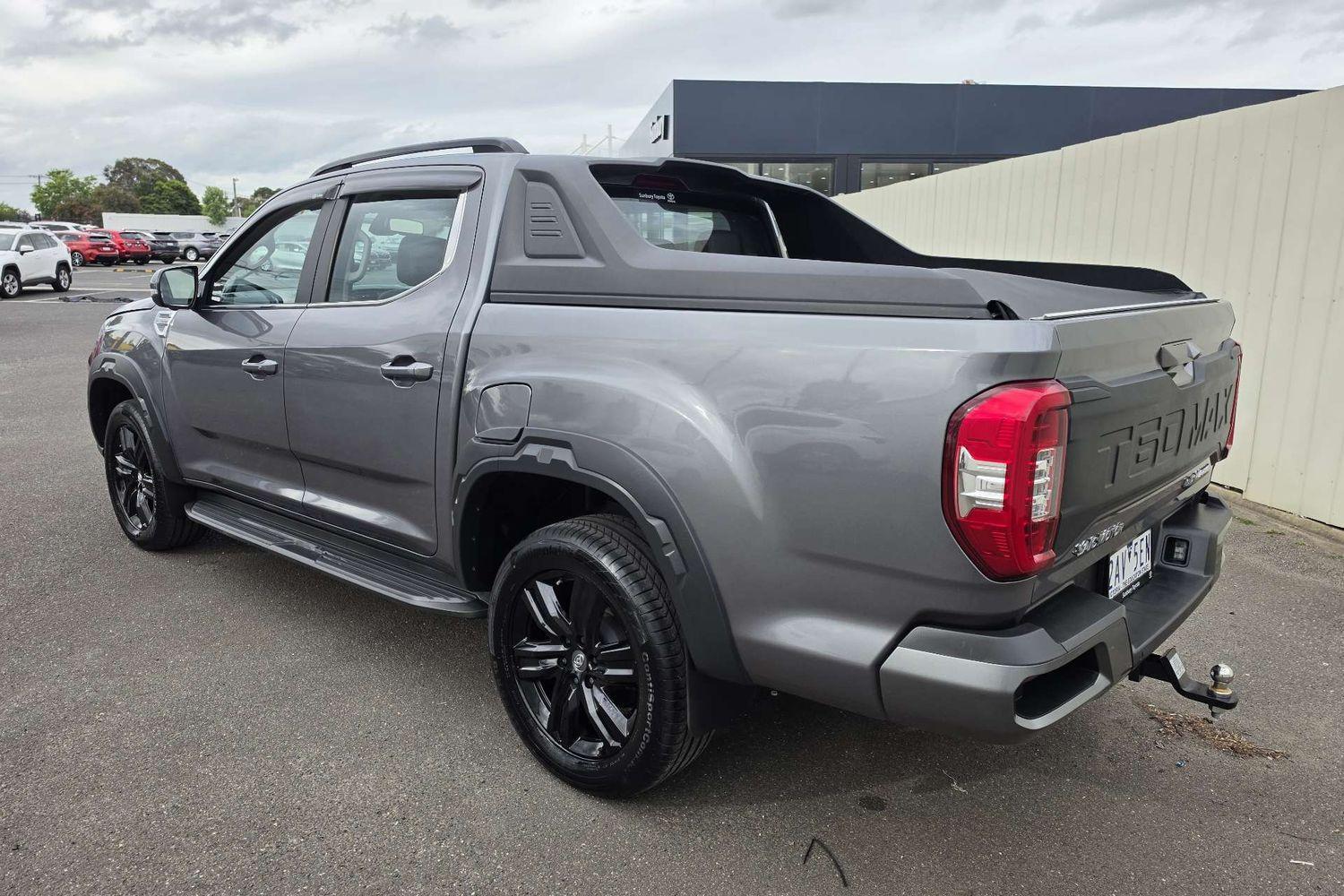 2024 LDV T60 Max LUXE in Lava Grey (G)
