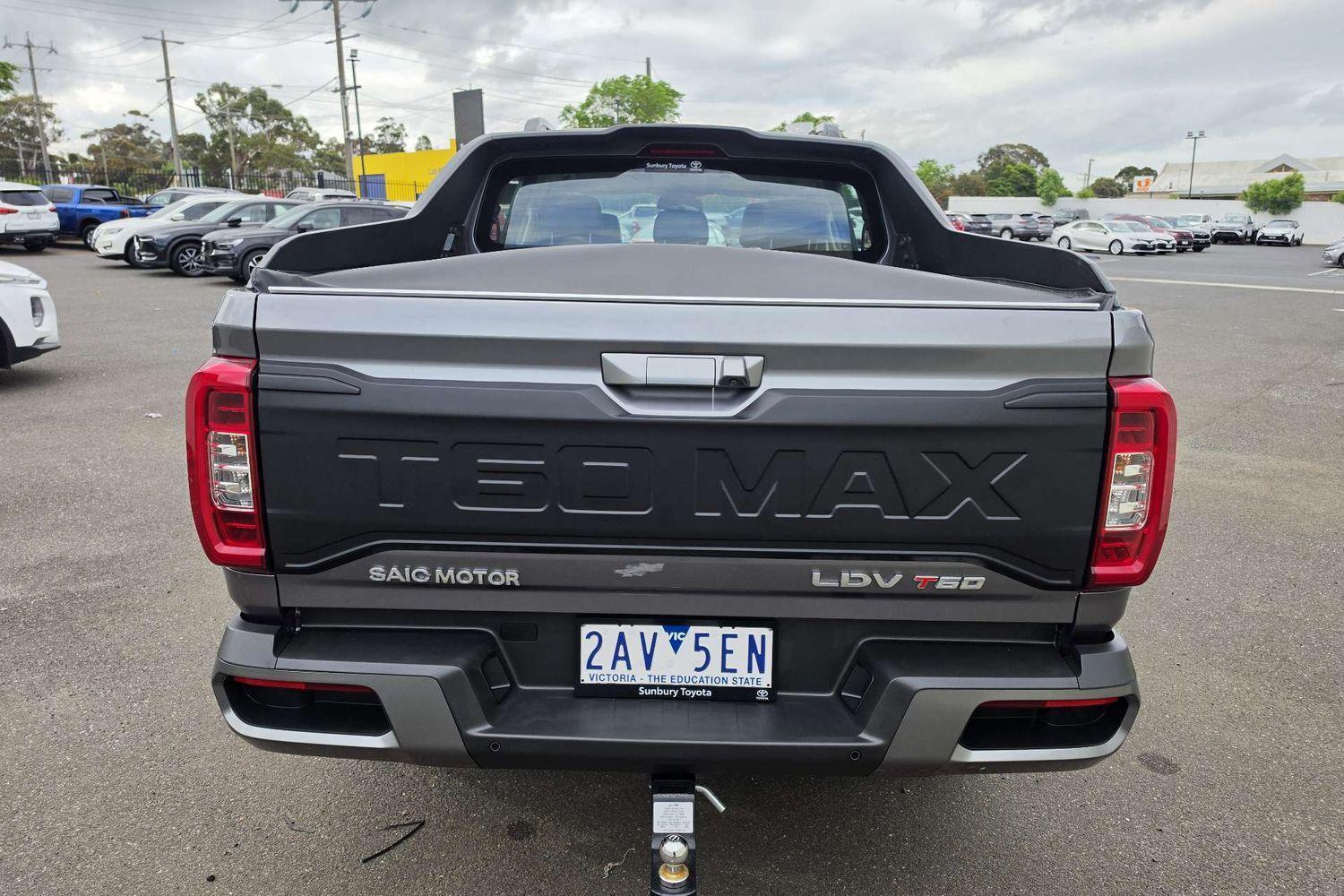 2024 LDV T60 Max LUXE in Lava Grey (G)