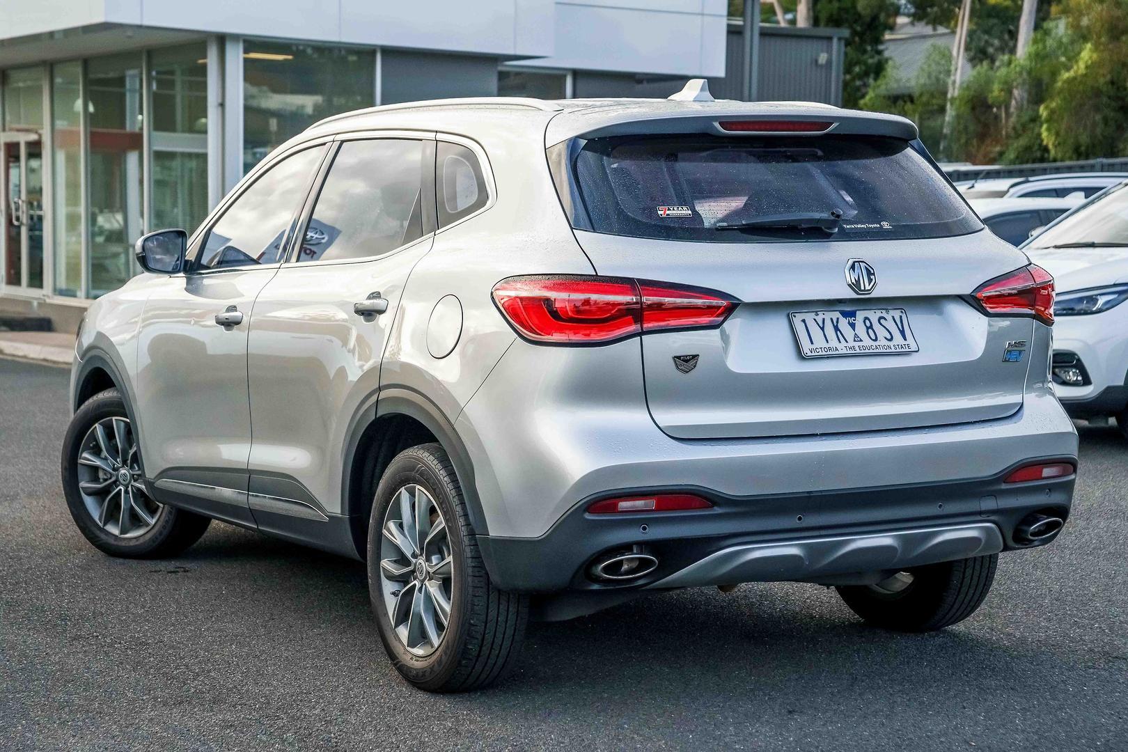 2022 MG HS Plus EV Excite in Silver