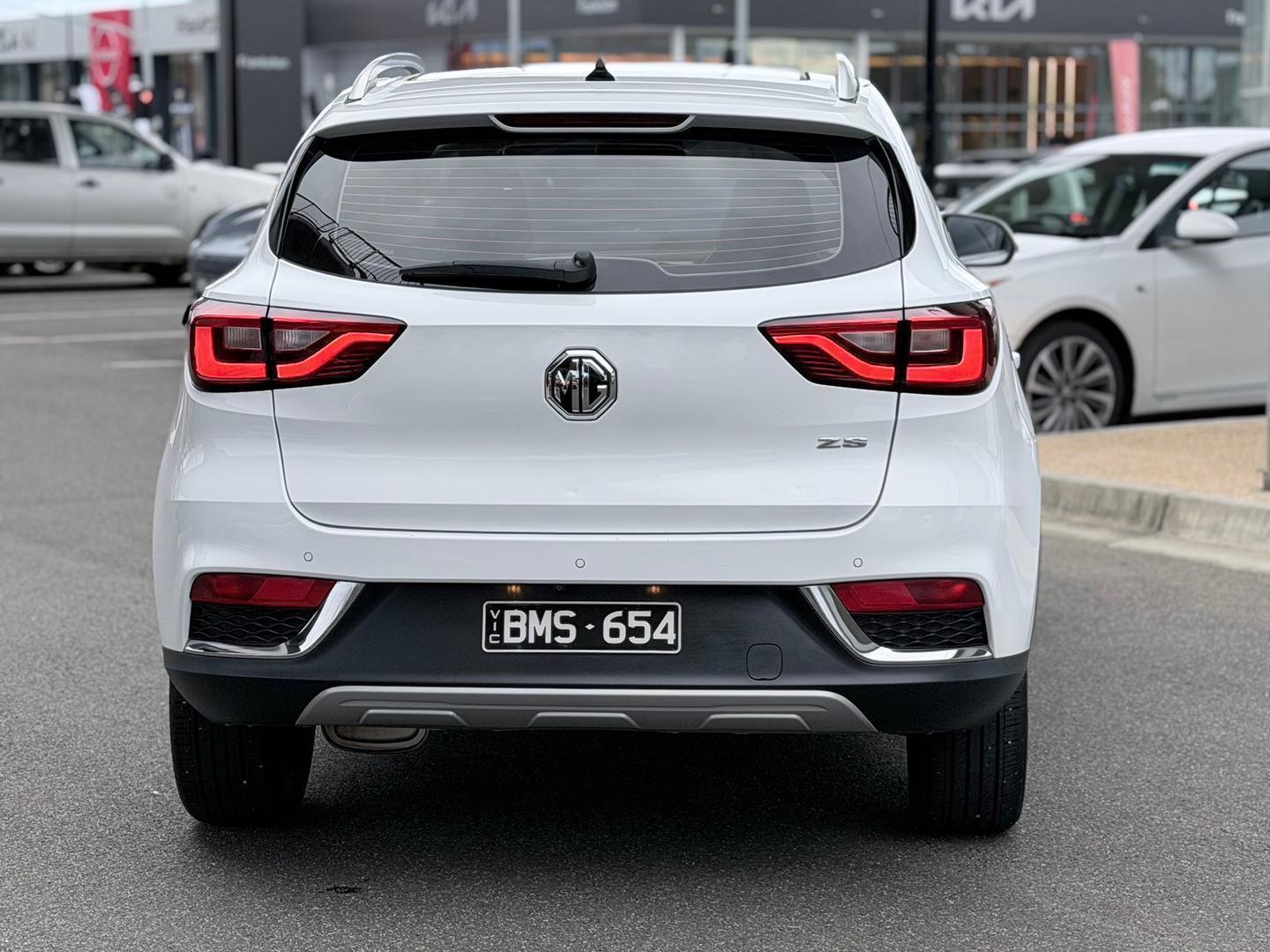 2021 MG ZS Essence in White