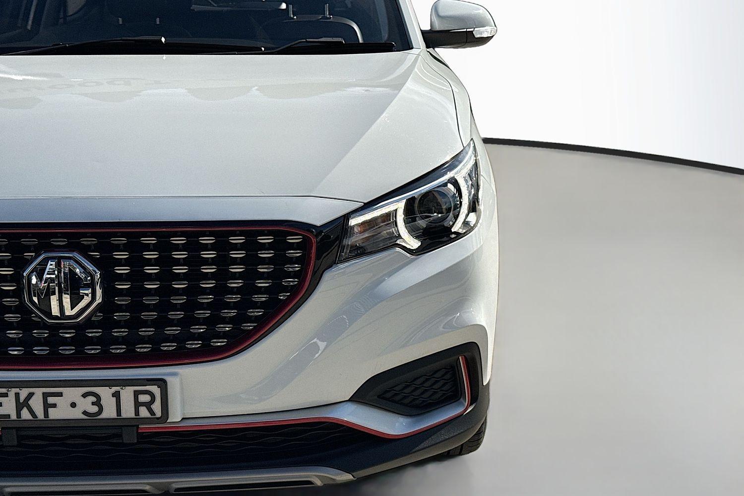 2020 MG ZS Essence in White