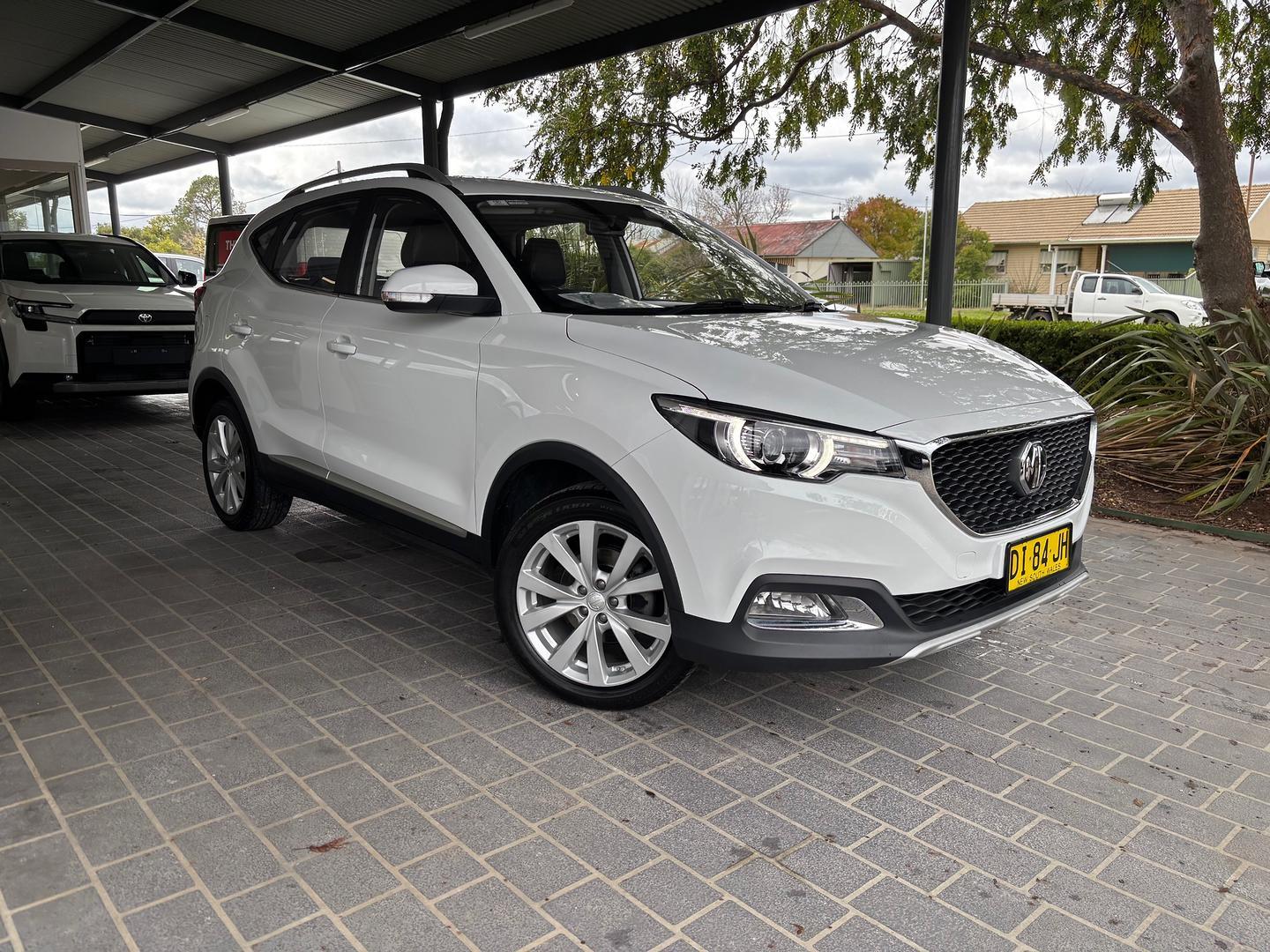 2023 MG ZS Excite in White