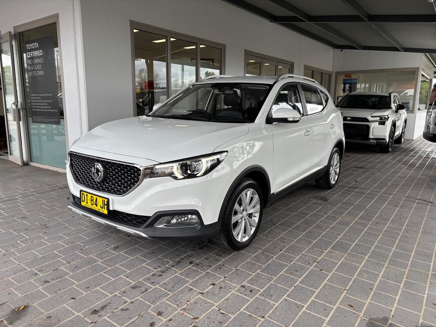2023 MG ZS Excite in White