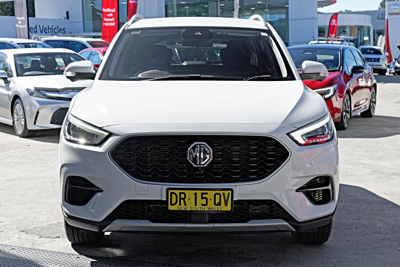 2022 MG ZST Core in White