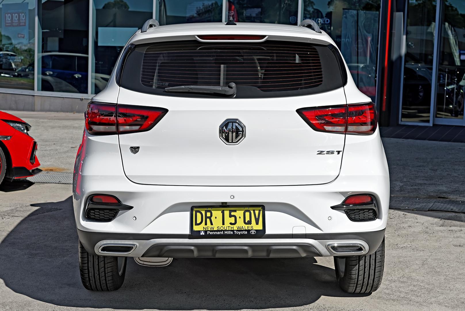 2022 MG ZST Core in White