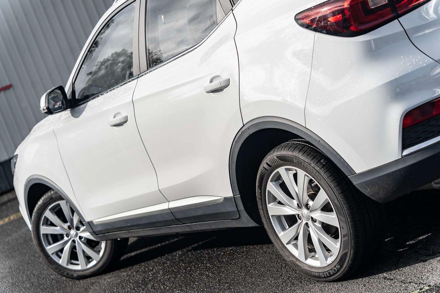 2022 MG ZS Excite in White