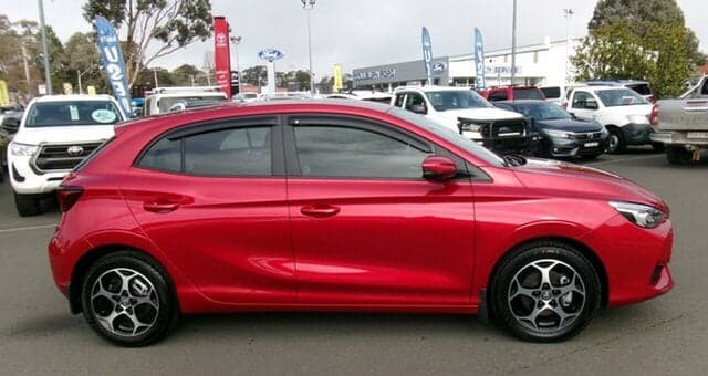 2025 MG MG3 Essence in Diamond Red