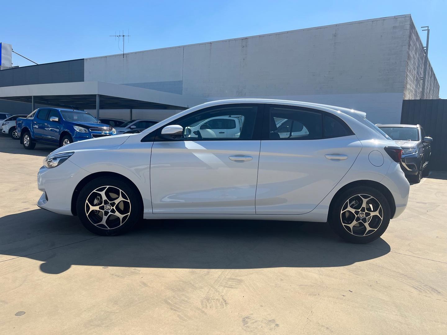 2024 MG MG3 Essence in Dover White