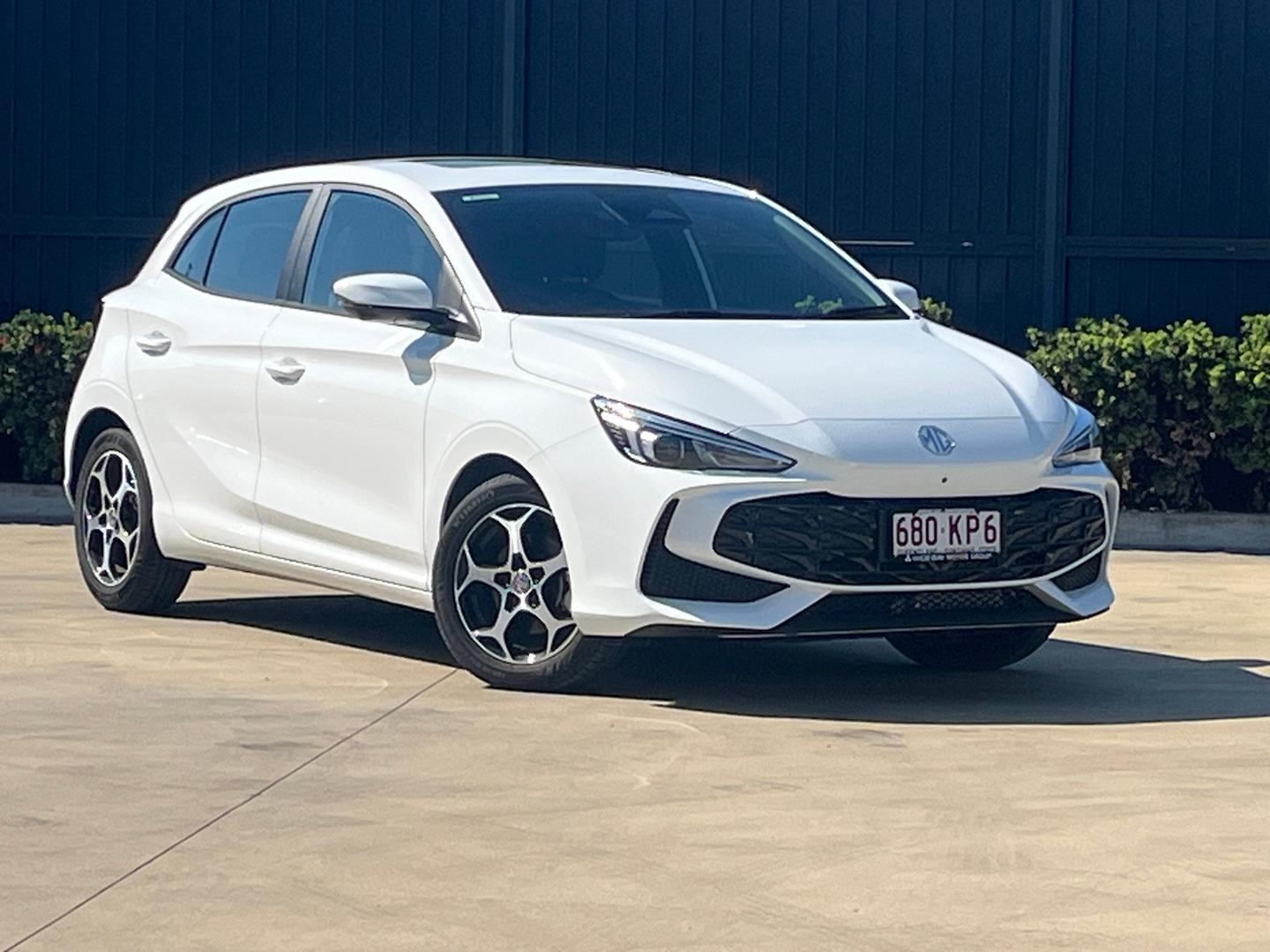 2024 MG MG3 Essence in Dover White