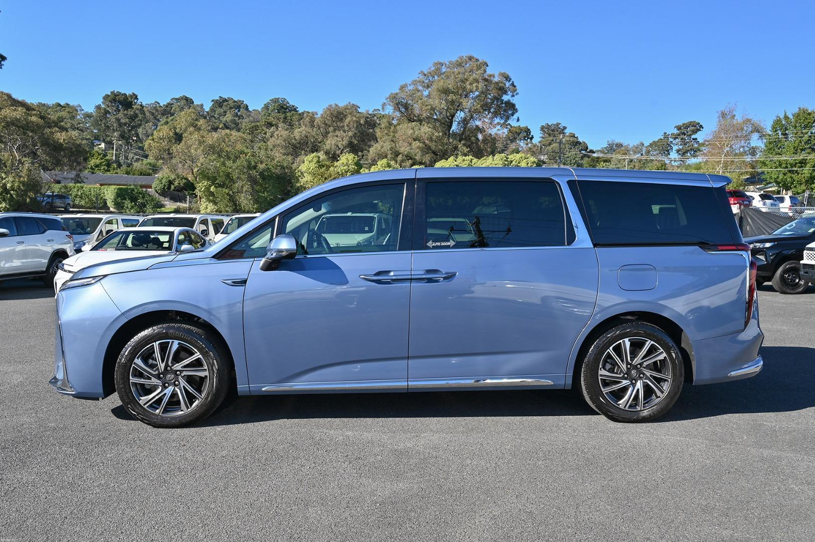 2023 LDV MIFA Luxe in Blue