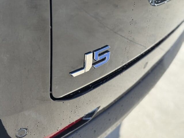 2026 Jaecoo J5 EV Summit in Black